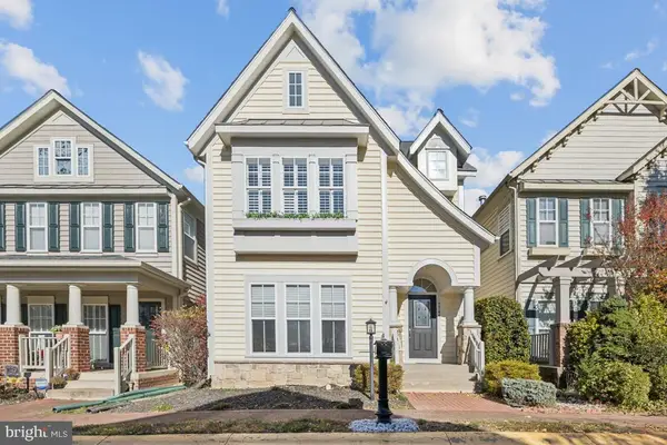 7744 Grandwind Dr, LORTON, VA 22079