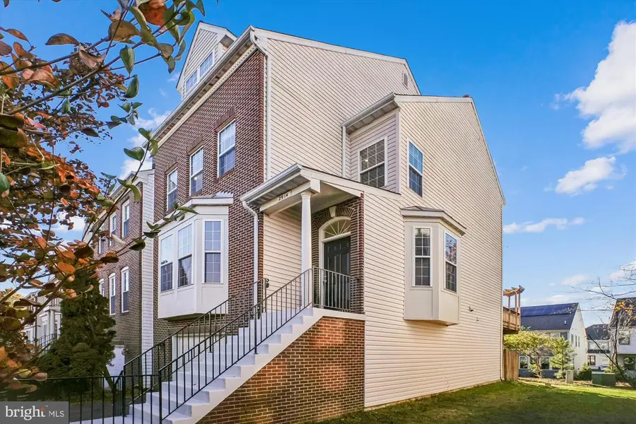 2914 Mainstone Dr, Fairfax, VA 22031 - Image #3