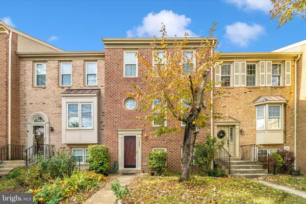 5405 Middlebourne Ln, CENTREVILLE, VA 20120