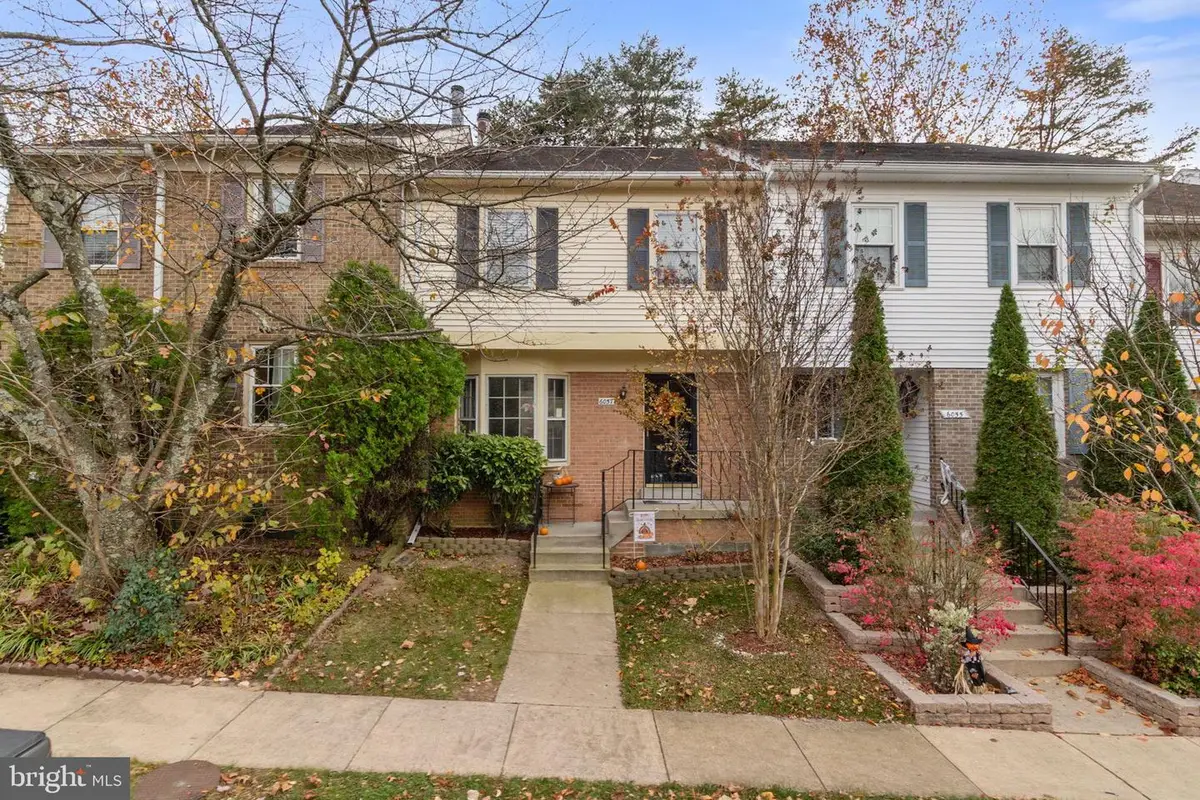 6057 Crown Royal Cir, Alexandria, VA 22310 - Image #1