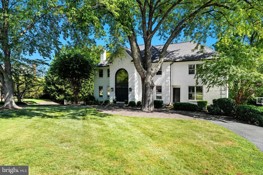 6035 Crimson Ct, McLean, VA 22101 - #3