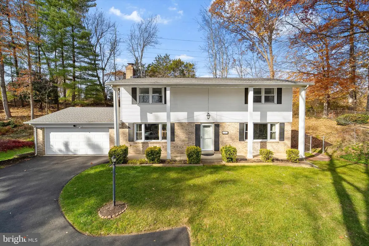 7101 Game Lord Dr, Springfield, VA 22153 - #1