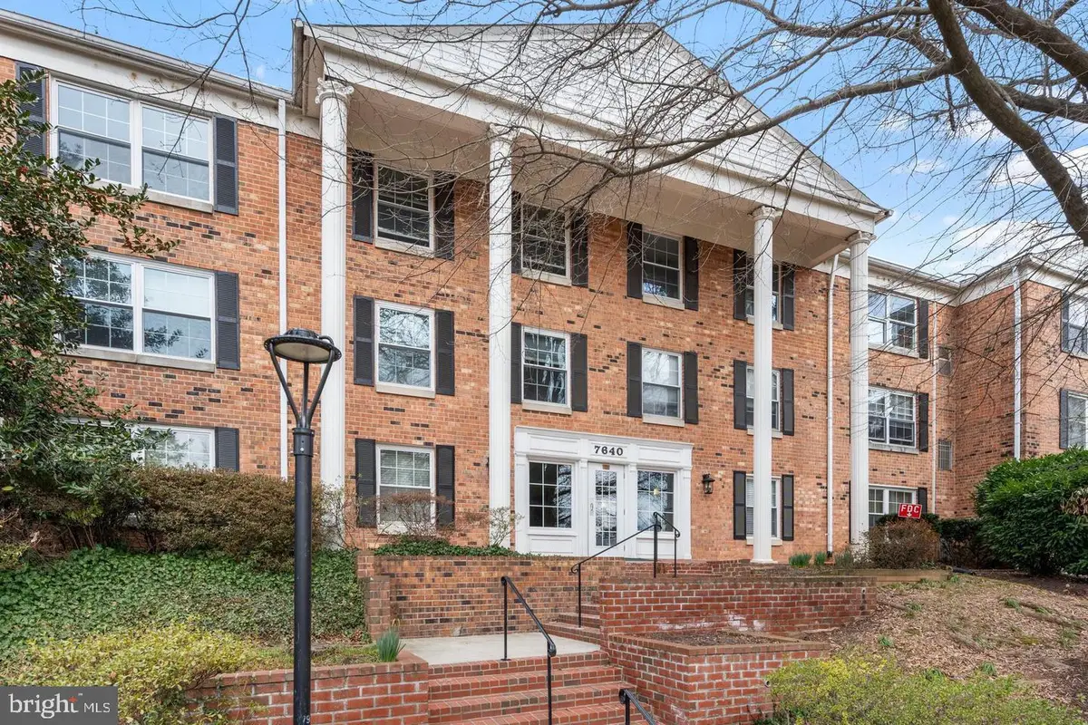 7640 Tremayne Pl #112, McLean, VA 22102 - Image #1