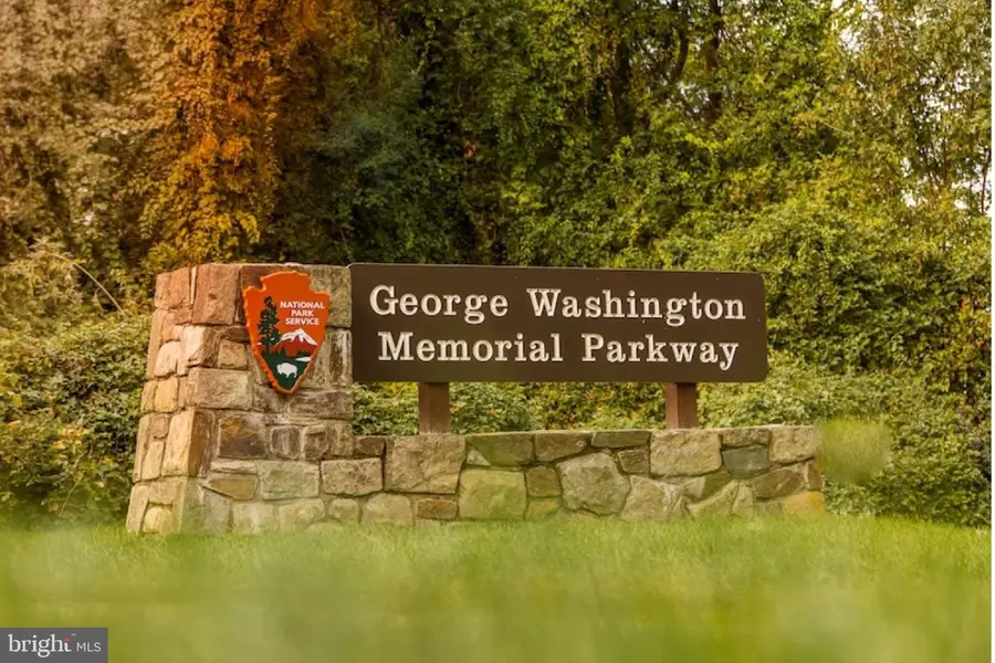 6621 Wakefield Dr #418, Alexandria, VA 22307 - Image #2