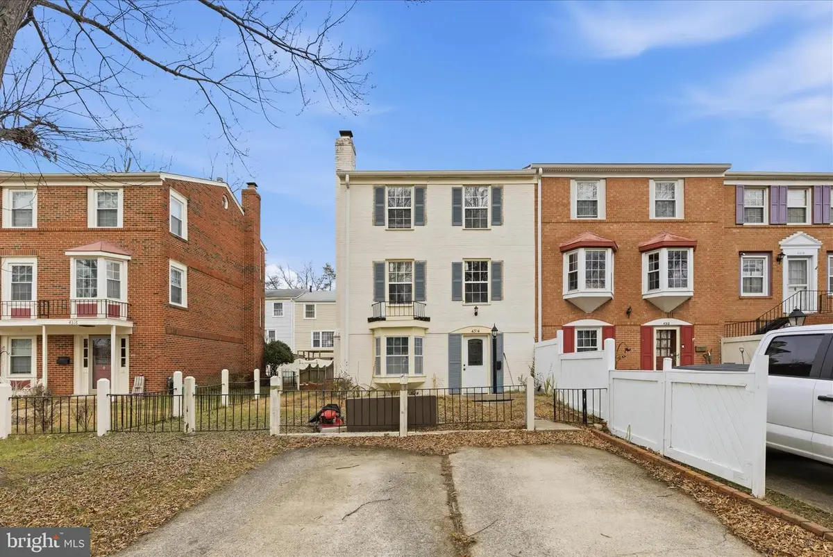 4314 Gramercy Cir, Alexandria, VA 22309 - Image #1