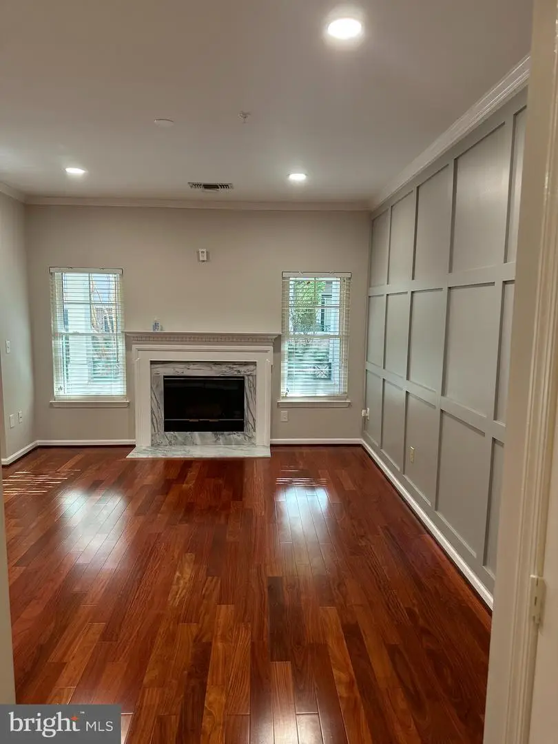 12020 Taliesin Pl #15, Reston, VA 20190 - Image #3