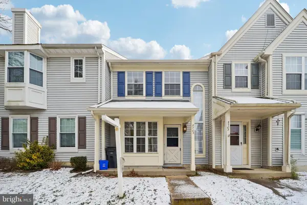 8703 Village Green Ct, ALEXANDRIA, VA 22309