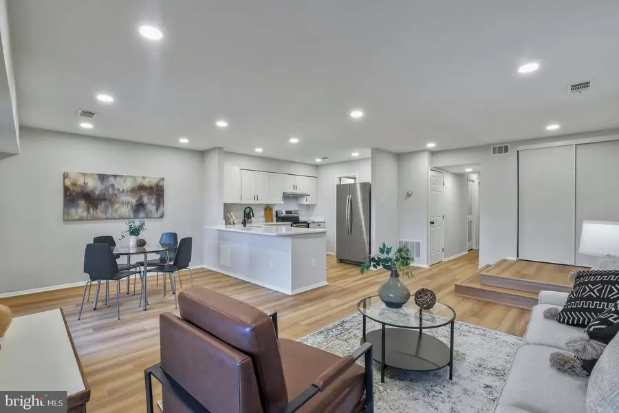 3966 Woodhue Pl, Alexandria, VA 22309 - Image #2