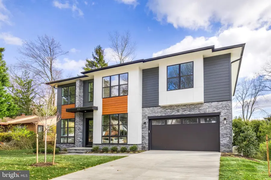 125 Casmar St Se, Vienna, VA 22180 - Image #2