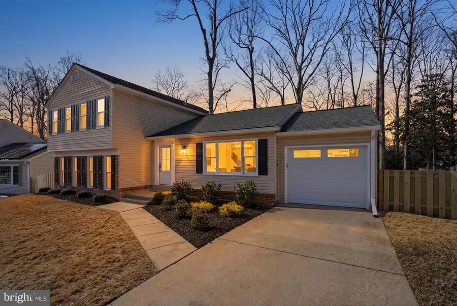 9077 Brook Ford Rd, Burke, VA 22015 - #2