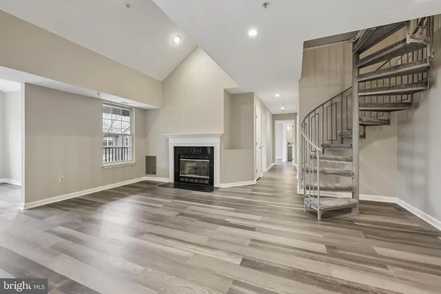 4116 Monument Ct #304k, Fair Oaks, VA 22033 - Image #3