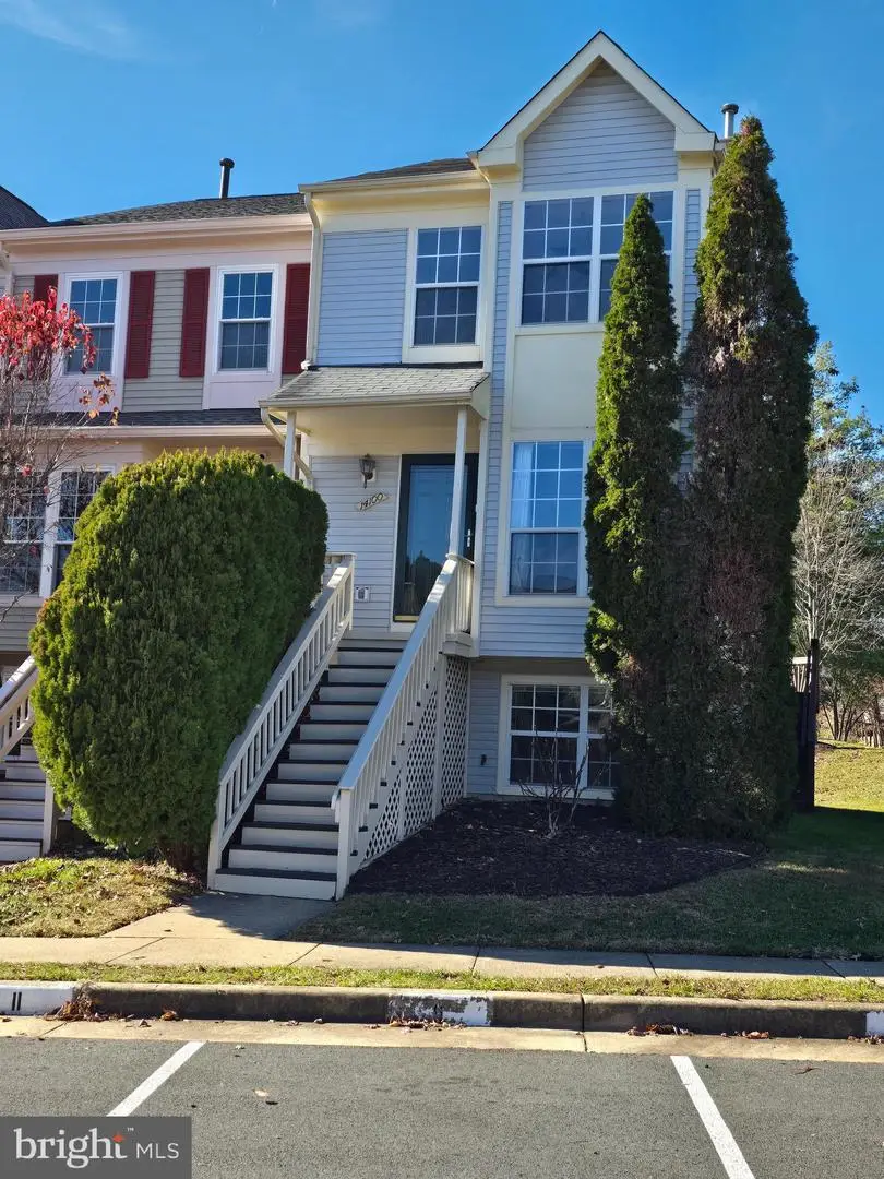 14100 Autumn Cir, Centreville, VA 20121 - Image #1