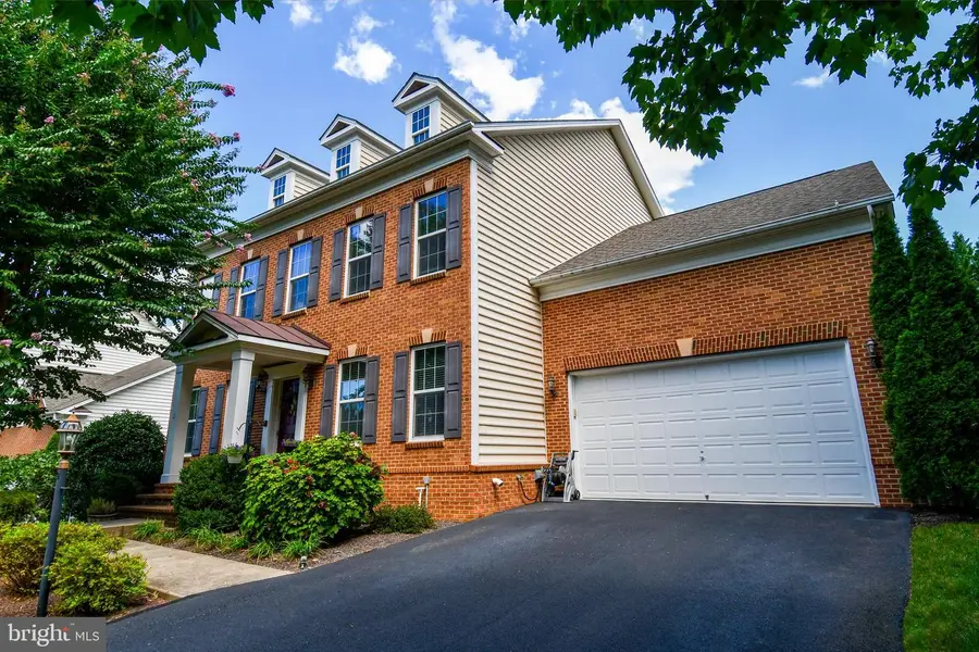 5104 Hirst Valley Way, Centreville, VA 20120 - #3
