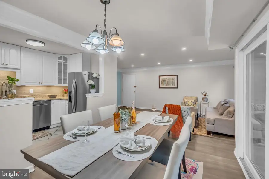 2910 Kings Chapel Rd #5, Falls Church, VA 22042 - #3