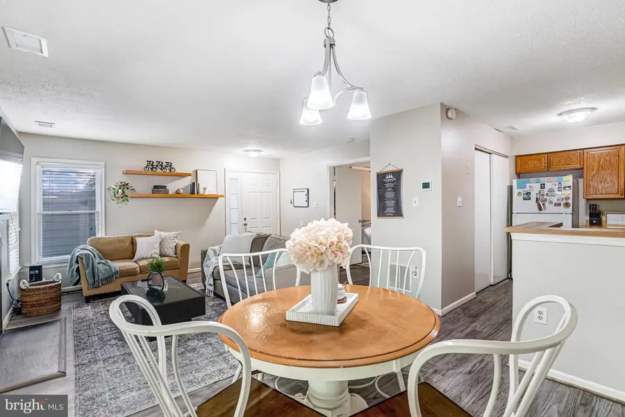 7598-l Lakeside Village Dr #l, Falls Church, VA 22042 - Image #2