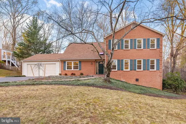 1446 Laurel Hill Rd, VIENNA, VA 22182