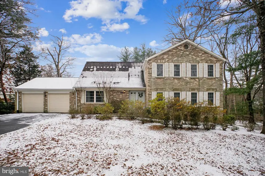 9007 Edgepark Rd, Vienna, VA 22182 - Image #2