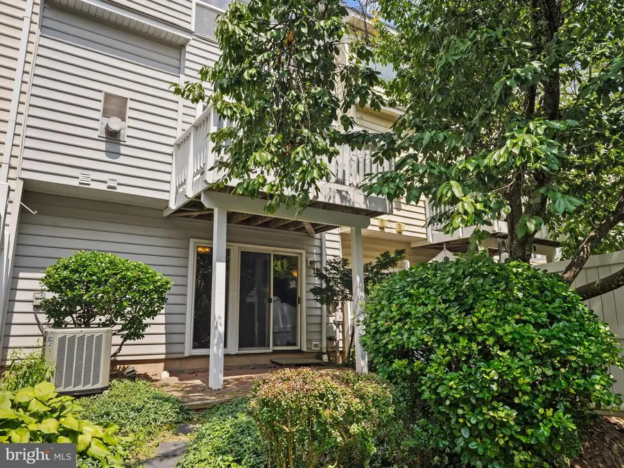 1711 Blue Flint Ct, Reston, VA 20190 - #3