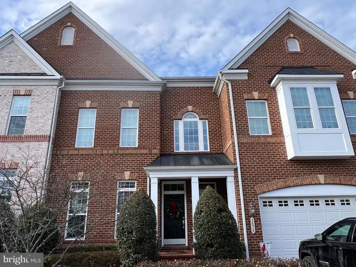 3876 Billberry Dr, Fairfax, VA 22033 - Image #1
