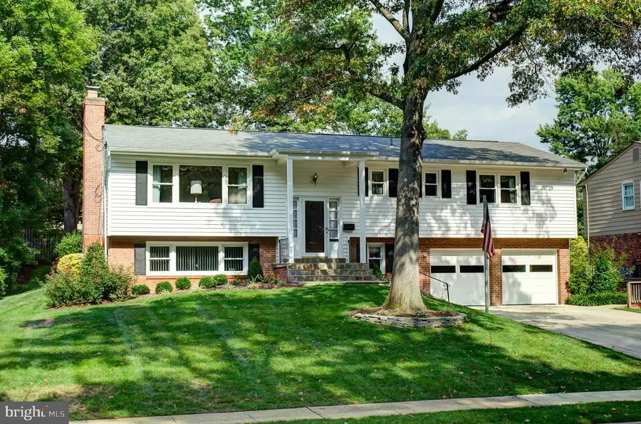 8327 Orange Ct, Alexandria, VA 22309 - Image #2