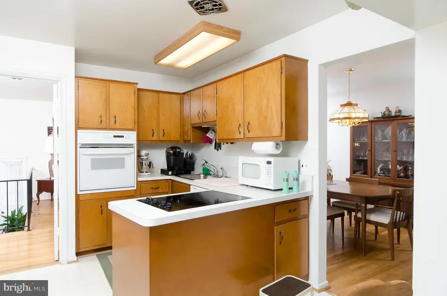 8327 Orange Ct, Alexandria, VA 22309 - Image #3