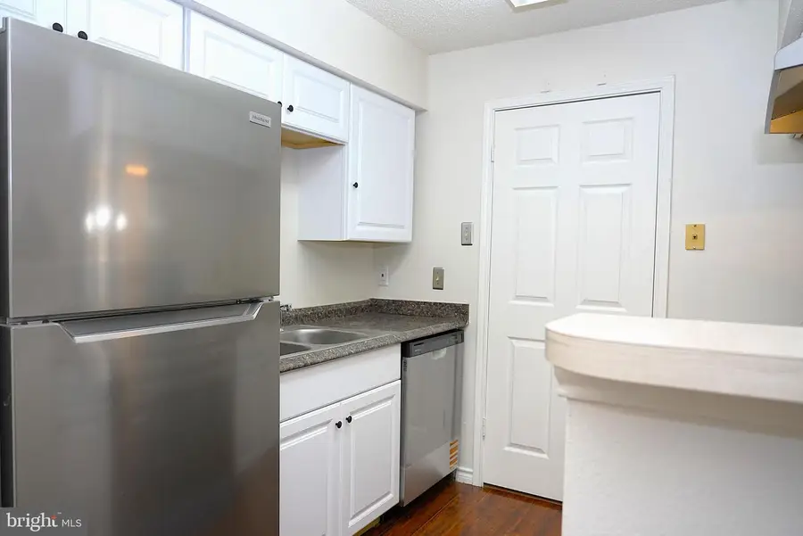 1532 Lincoln Way #203, McLean, VA 22102 - Image #3