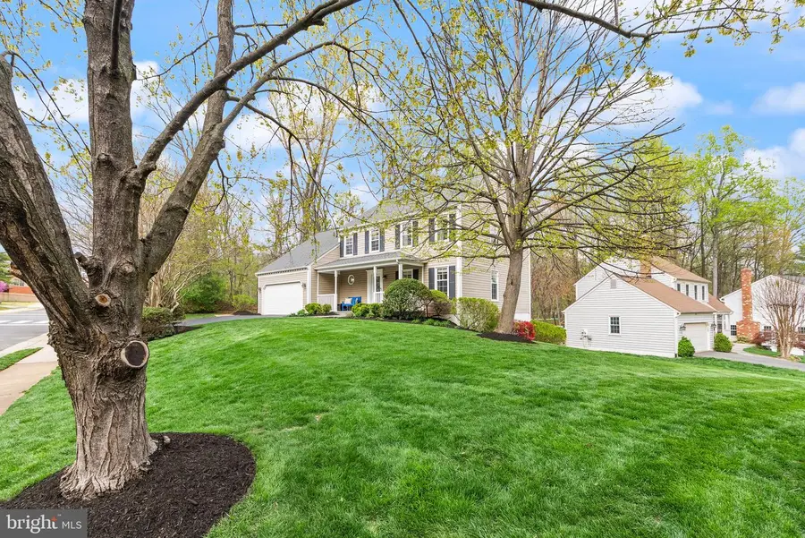 11401 Tanbark Dr, Reston, VA 20191 - #3