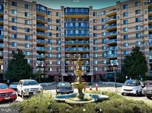 8370 Greensboro Dr #811, McLean, VA 22102 - Image #1