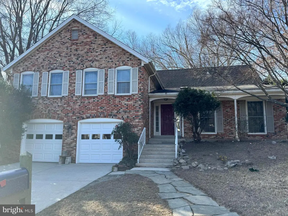 9217 Dorothy Ln, Springfield, VA 22153 - #1