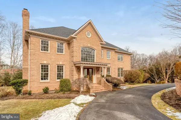 1008 Jarvis Ct, MCLEAN, VA 22101