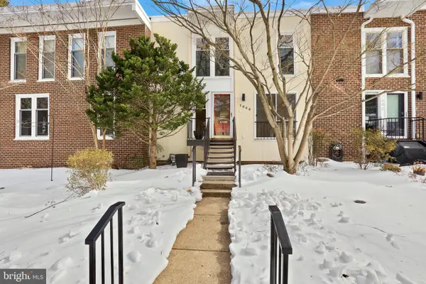 1644 Wainwright Dr, RESTON, VA 20190