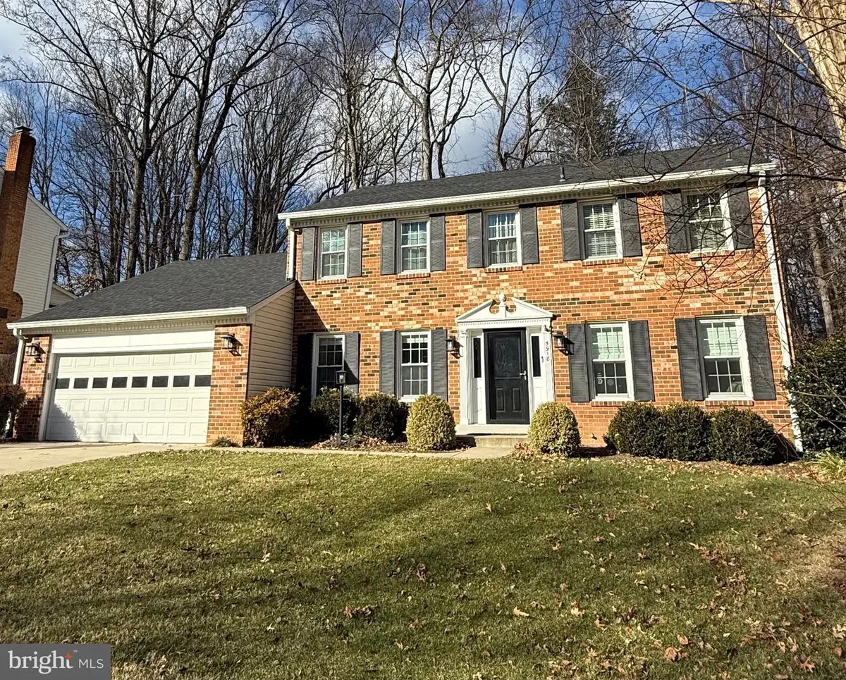 5918 Oakland Park Dr, Burke, VA 22015 - Image #1