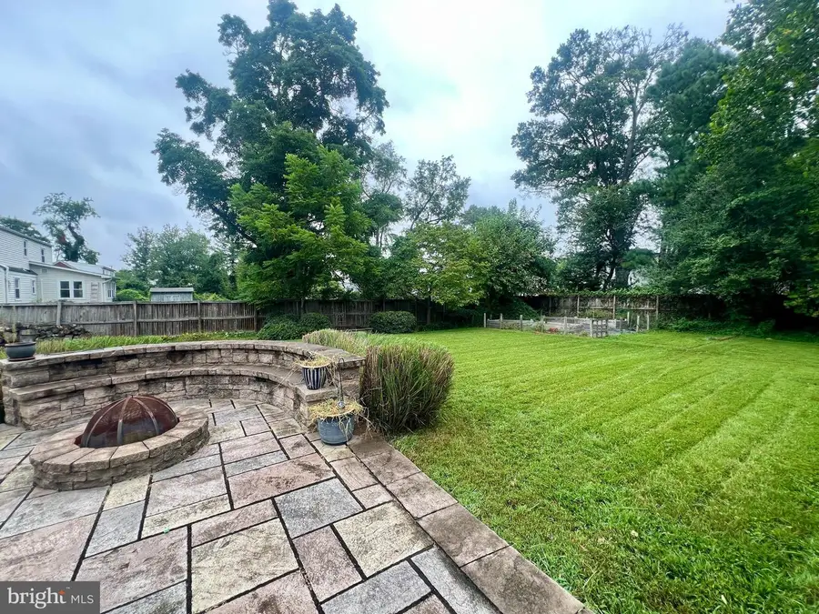 6215 Edison Dr, Alexandria, VA 22310 - #2