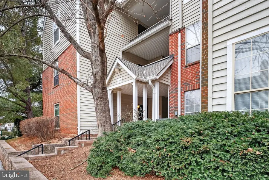 12160 Penderview Ter #1102, Fairfax, VA 22033 - Image #3