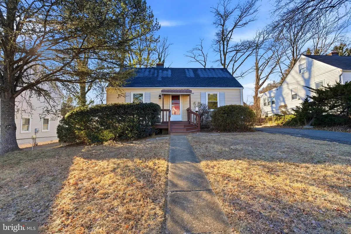 6735 Gouthier Rd, Falls Church, VA 22042 - Image #1