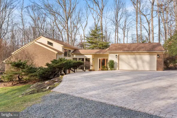 10912 Justin Knoll Rd, OAKTON, VA 22124