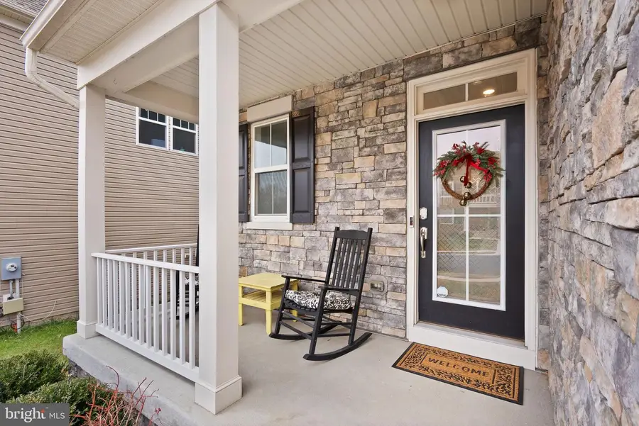 9516 Sanger St, Lorton, VA 22079 - Image #2