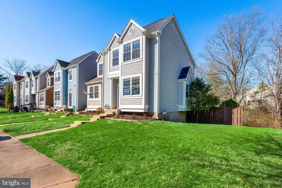 5661 Thorndyke Ct, Centreville, VA 20120 - #2