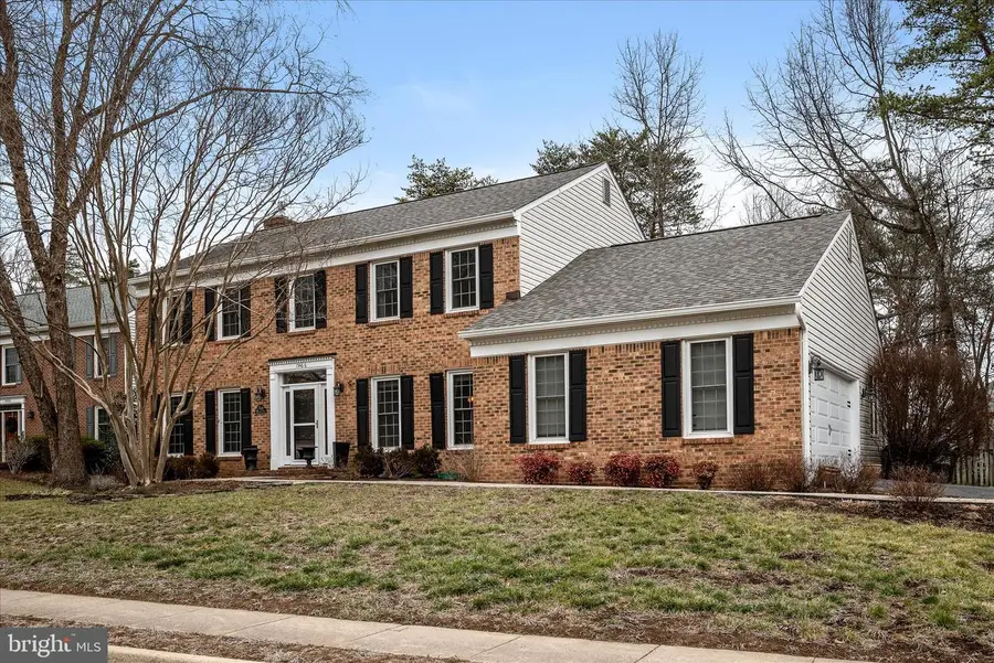 15466 Meherrin Dr, Centreville, VA 20120 - Image #3
