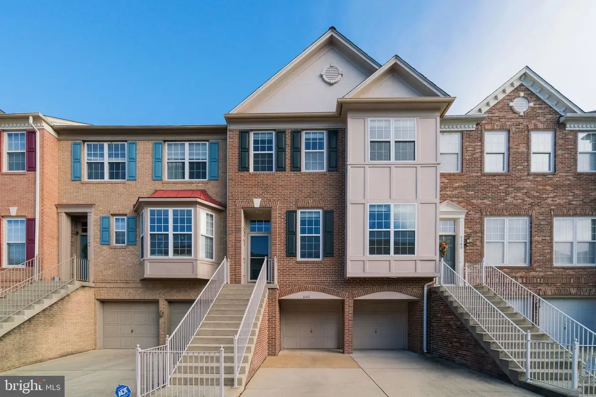 6142 Manchester Park Cir, Alexandria, VA 22310 - Image #1