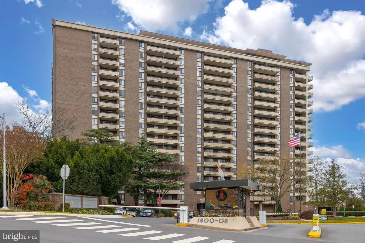 1800 Old Meadow Rd #419, McLean, VA 22102 - Image #1