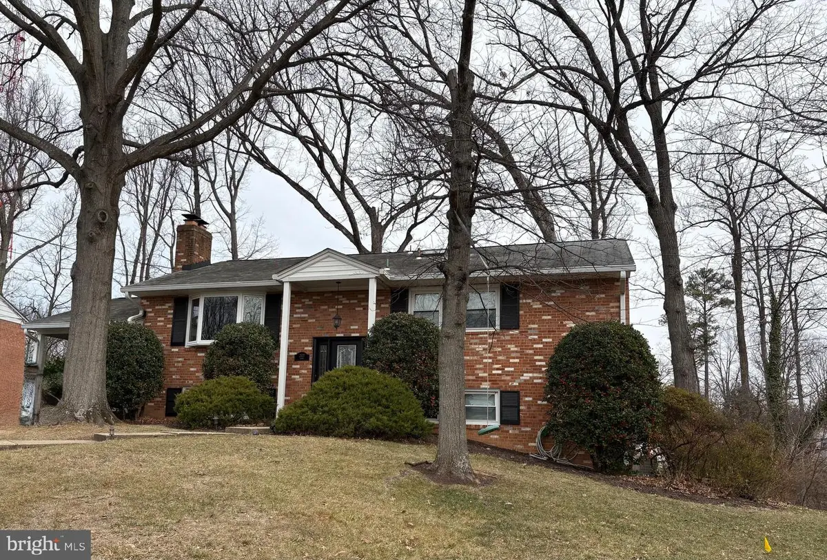 2527 Midway St, Falls Church, VA 22046 - #1