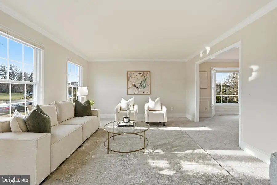 13306 Tannery Ct, Fairfax, VA 22033 - Image #3