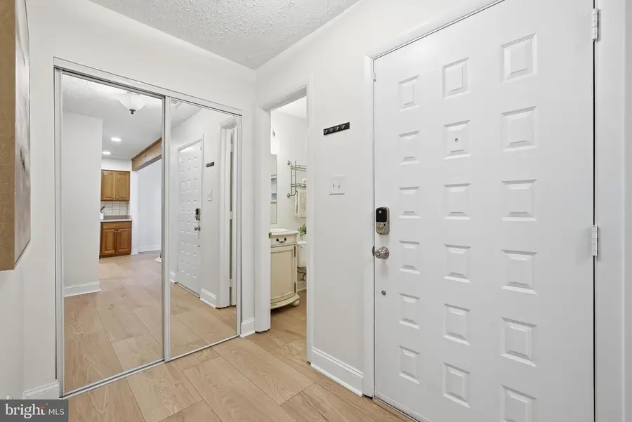 2316 Glade Bank Way, Reston, VA 20191 - Image #2