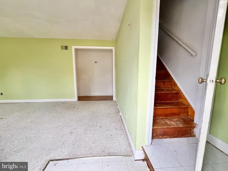 7330 Poplar Ct, Falls Church, VA 22042 - Image #3