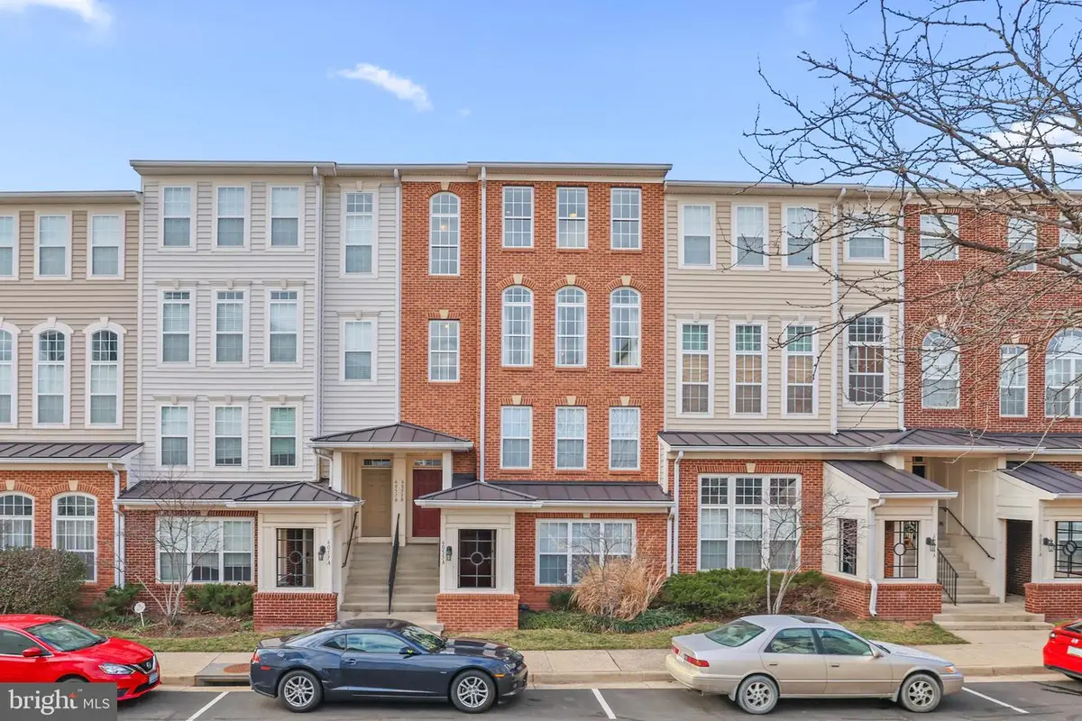 6055-b Wicker Ln #128, Centreville, VA 20121 - Image #1
