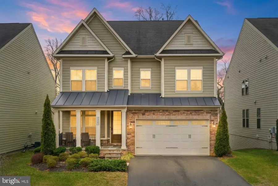 9085 Bear Branch Pl, Fairfax, VA 22031 - #3