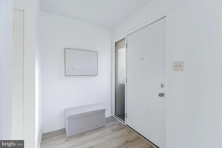 12154 Captiva Ct, Reston, VA 20191 - #3