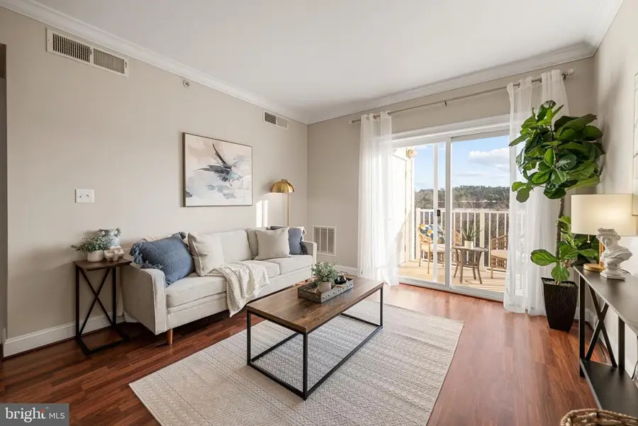 6301 Edsall Rd #323, Alexandria, VA 22312 - Image #3