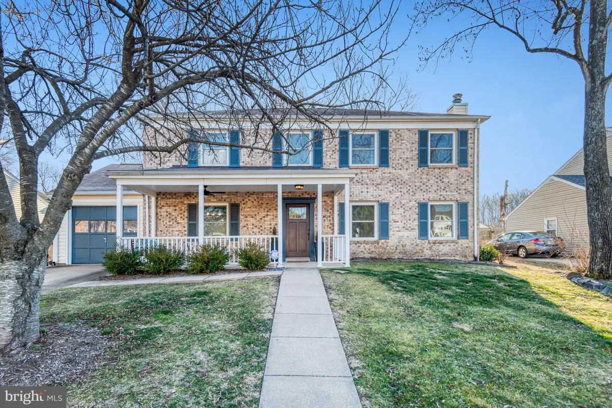 13631 Ellendale Dr, Chantilly, VA 20151 - Image #1